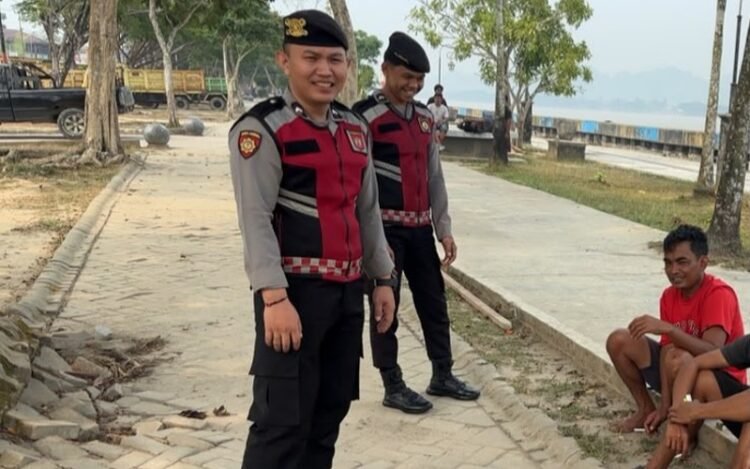 Tingkatkan Keamanan Lingkungan, Sat Samapta Polresta Bulungan Gelar Patroli Dialogis dan Sosialisasi Call Center 110