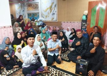 Dukung Syiar Islam, Herman Hamid Bantu Ibu-ibu Majelis Taklim An-Nuur Selumit Pantai