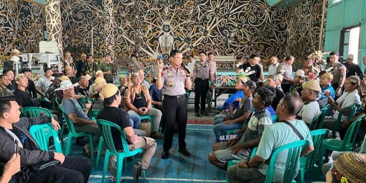 Kapolda Kaltara Gelar Silaturahmi dengan Lembaga Adat Dayak Kenyah, Polresta Bulungan Kawal Ketat Pengamanan Audensi