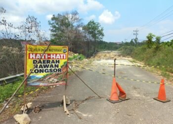 Tiga Bulan Akses Jalan Pantai Amal Lama Tutup, Terdampak Pada Ekonomi Warga