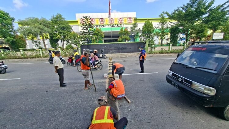 Polisi Tidur di Jalan Halmahera Tarakan Dibongkar, Ketua DPRD Sebut Demi Kepentingan Bersama