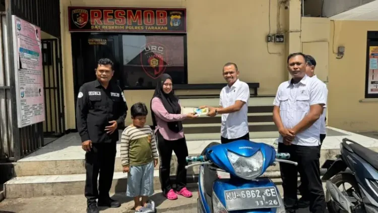 Satreskrim Polres Tarakan Serahkan Motor Curian ke Pemiliknya Secara Gratis