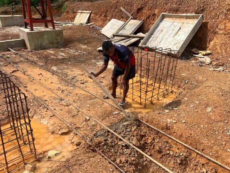 Pembangunan Jembatan Garuda Buong Baru Terus Berlanjut, Penggalian Sisi Seberang Dikerjakan