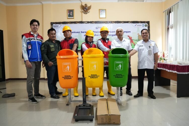 Pertamina Patra Niaga Refinery Unit Balikpapan Dukung Penataan Lingkungan Permukiman Padat di Kelurahan Baru Tengah