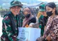 Kodim Tarakan Bagikan Sembako kepada Warga dalam Rangkaian TMMD ke-130