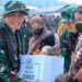 Kodim Tarakan Bagikan Sembako kepada Warga dalam Rangkaian TMMD ke-130