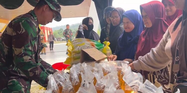 Ringankan Beban Warga, Kodim 0907/Tarakan Hadirkan Bazar Sembako Murah