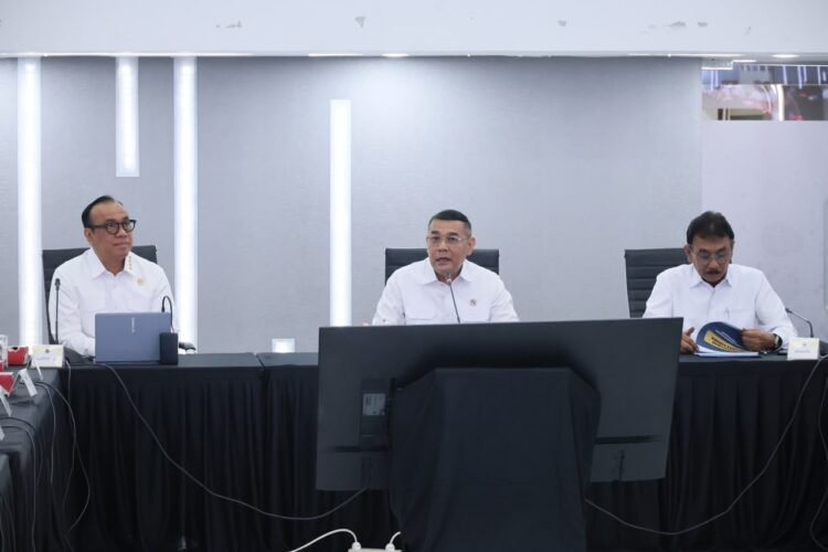 Wamen Ossy Tinjau Langsung Kebakaran Kantah Karawang, Prioritaskan Keselamatan dan Pemulihan Layanan