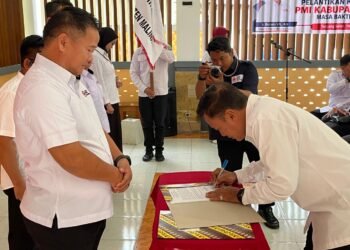 Gubernur Zainal Tekankan Pentingnya Transparansi PAD