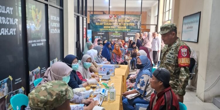 TMMD Ke-130 Kodim 0907/Tarakan Gandeng Dinkes dan Baznas Gelar Penyuluhan KB Kesehatan serta Cek Kesehatan Gratis